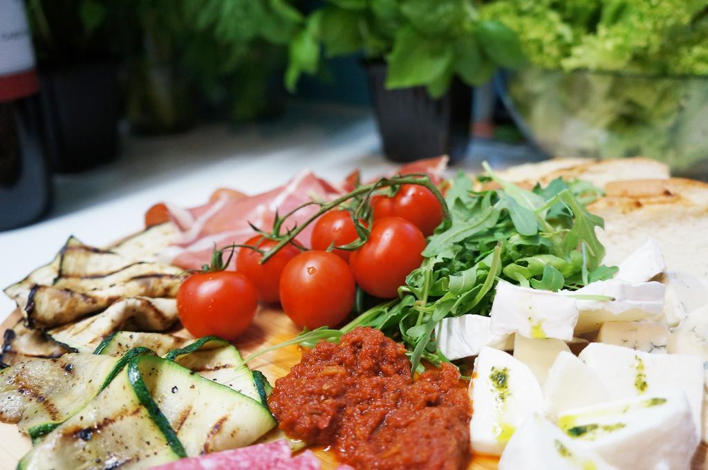 Hotel Lorenzo Krakow Ngoại thất bức ảnh